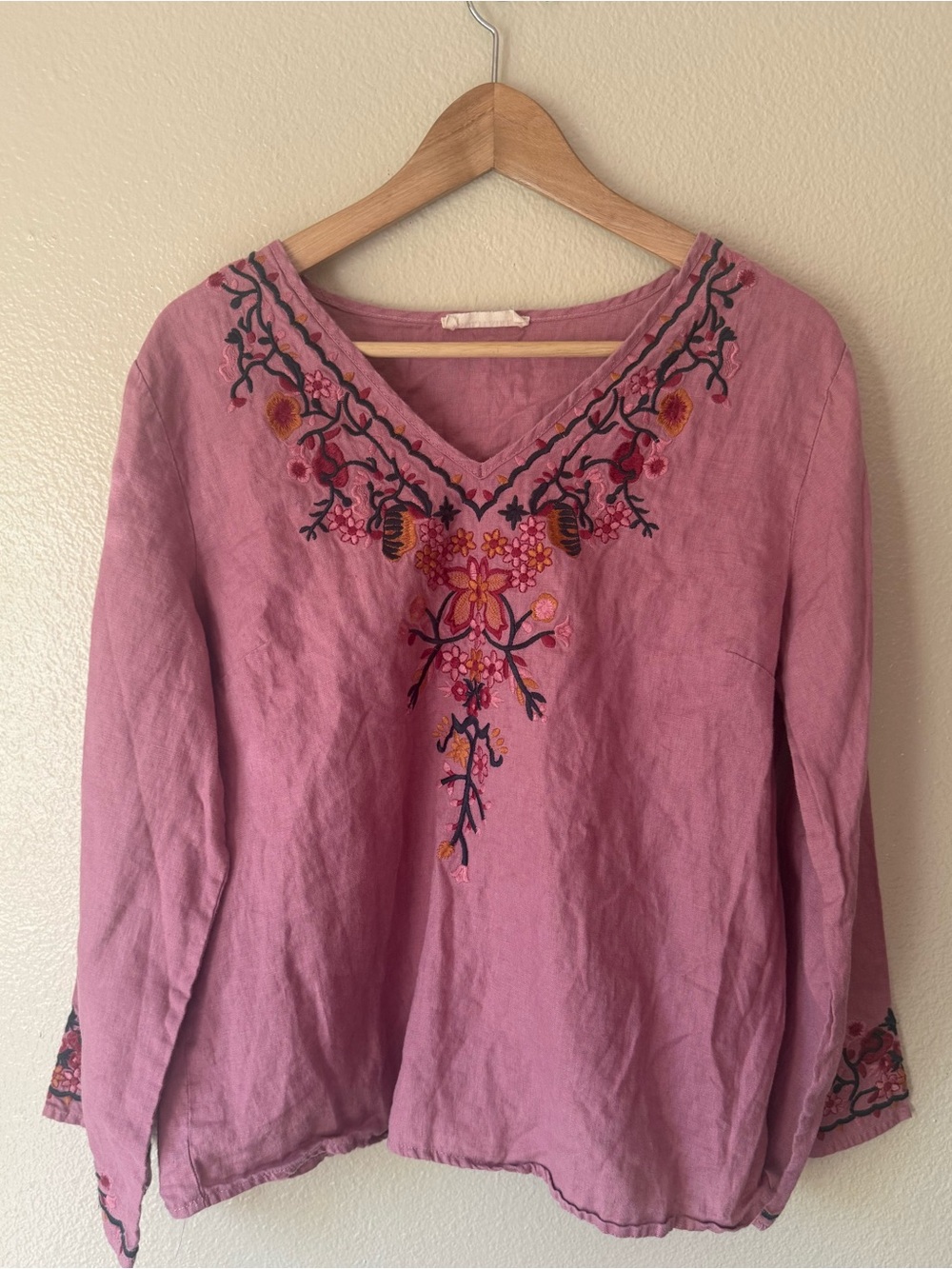 Solitaire Pink Embroidered Linen V-Neck Tunic